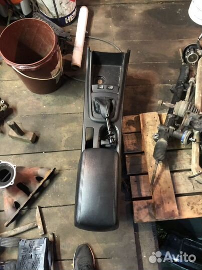 Тоннель с подлокотником Ssangyong Action New