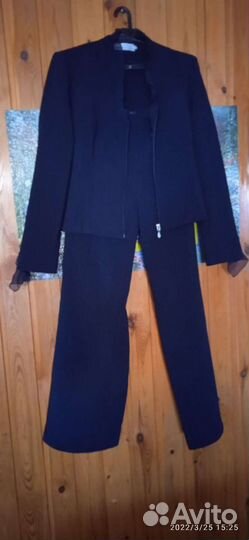 Платье и костюм