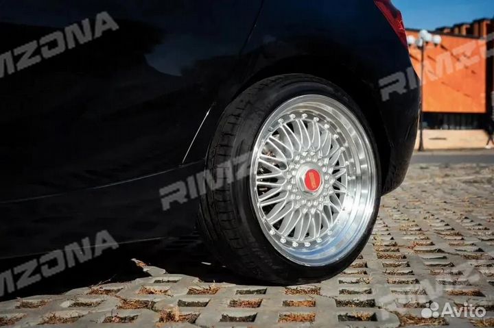 Литой диск BBS R18 5x105