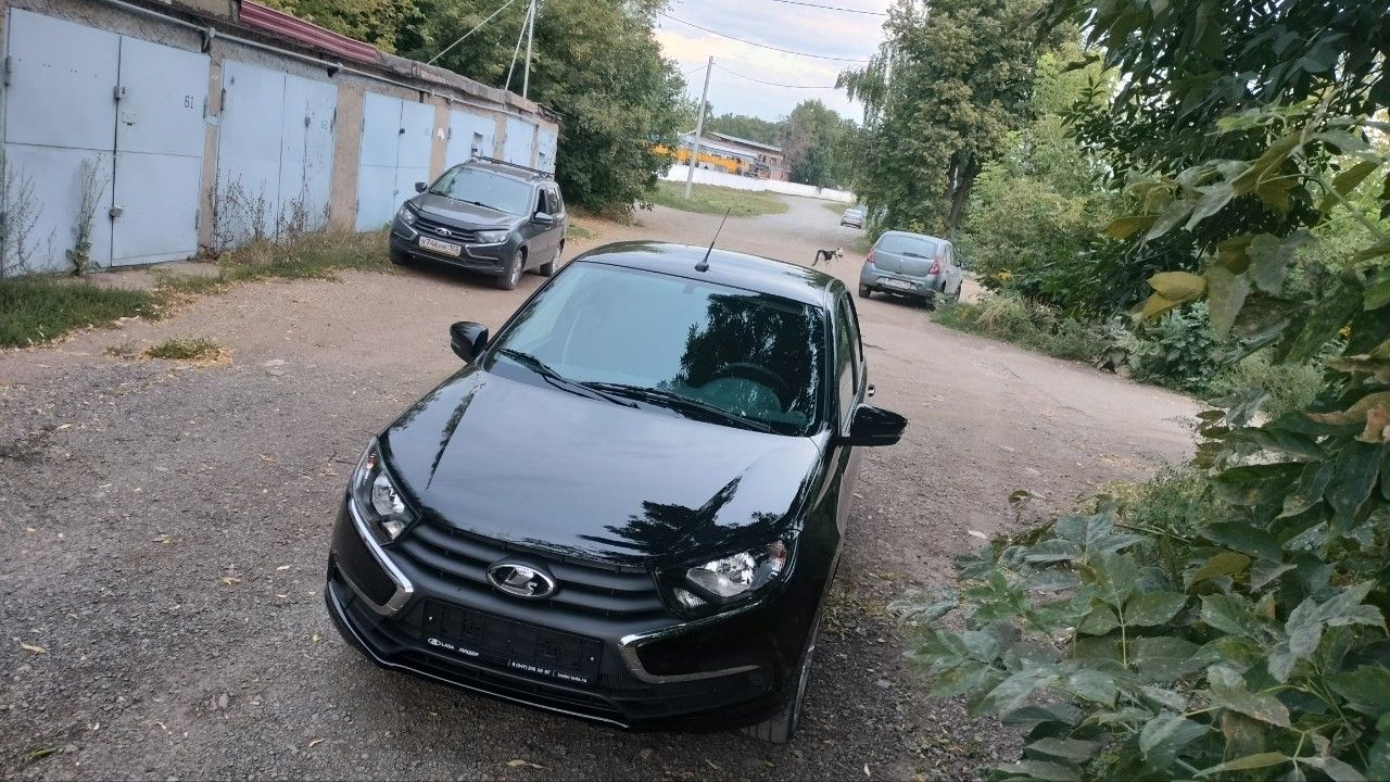 ВАЗ (LADA) Granta: фото владельца