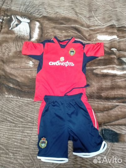 Спортивные костюмы