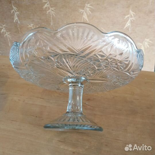 Вазы на ножке и другие