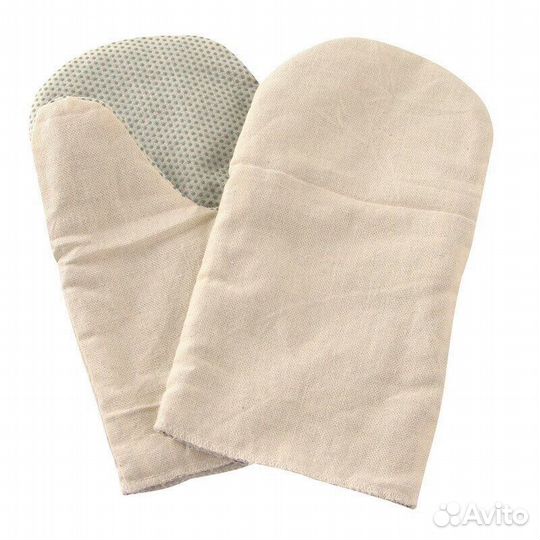 Швея на рукавицы