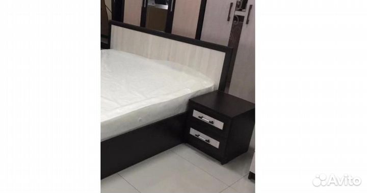 Тумбы прикроватные