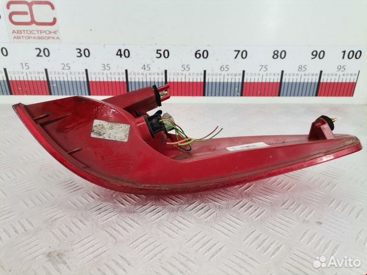 Фонарь для Peugeot-Citroen 607