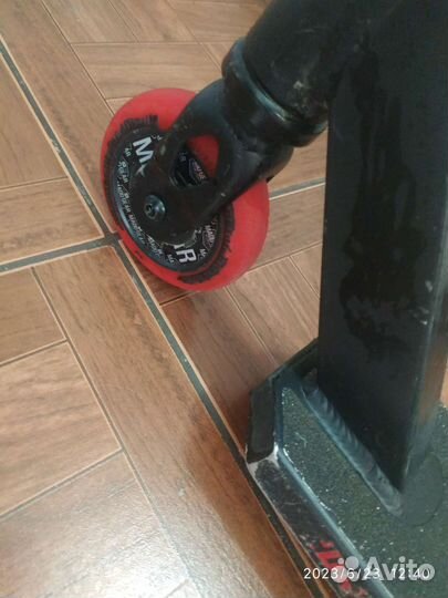 Трюковой самокат