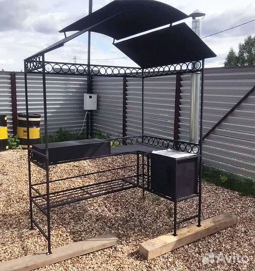 Кованый мангал с печью