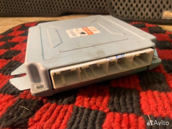 Блок управления двс Subaru Legacy BP5 EJ20X 2005