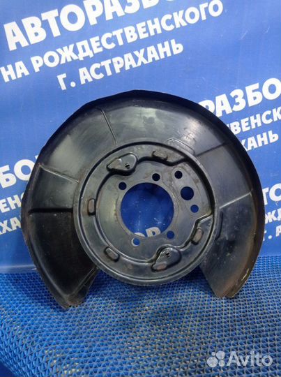 Пыльник тормозного диска Infiniti Fx37 кроссовер