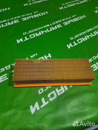 Воздушный фильтр двигателя Citroen Berlingo