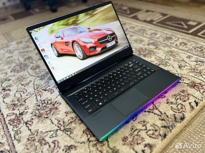 Мощный Ноутбук MSI i9-10980HK/RTX 3080 8гб/32гб