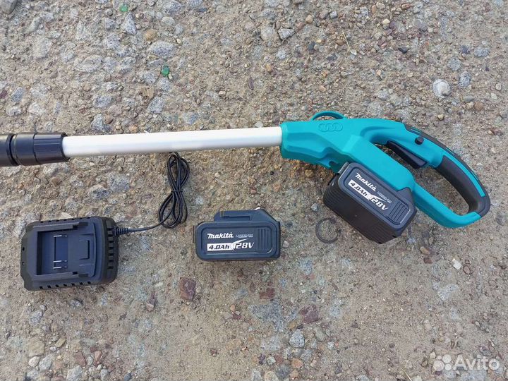 Газонокосилка аккумуляторная