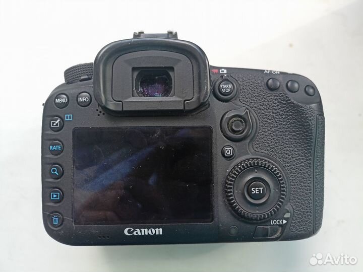 Canon eos 7d mark ii + CF32Gb + 4 аккумулятора