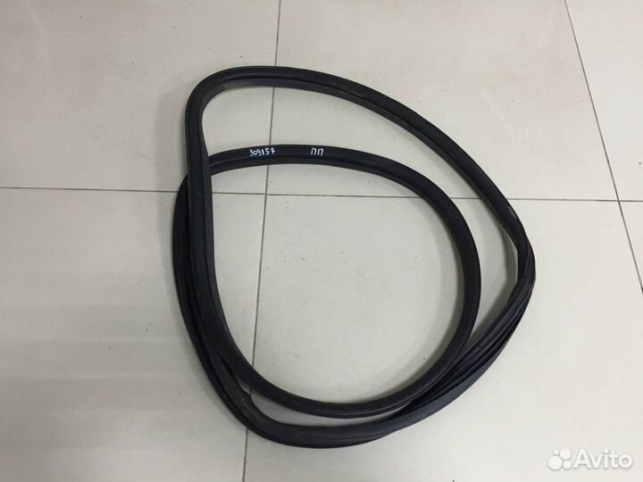 Уплотнитель проема двери передней правой Daewoo Ne