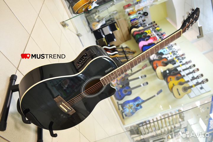 Гитара с подключением новая