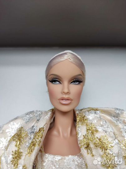 Integrity Toys Graceful Reign Vanessa Perrin