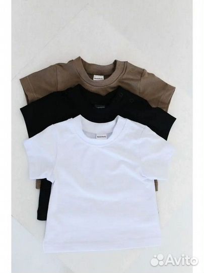 Футболки новые. Набор футболок с доставкой