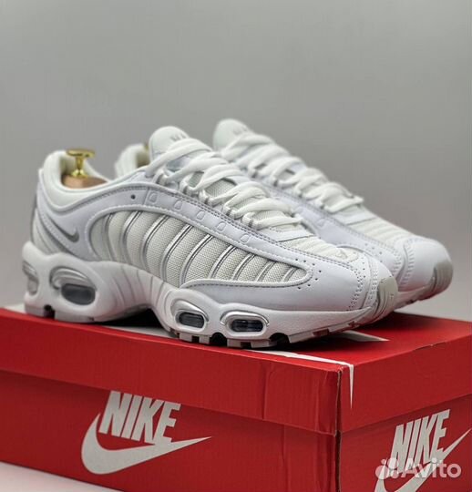 Nike Air Max Tailwind 4