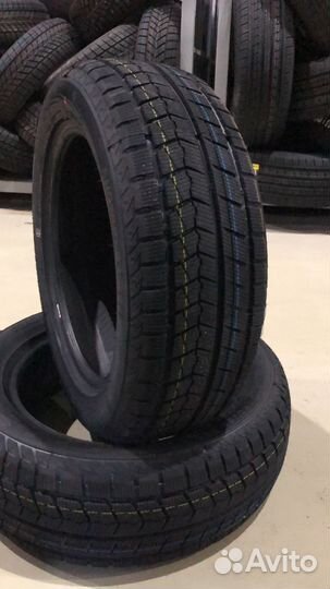 Roadmarch Snowrover 868 175/70 R14 88T