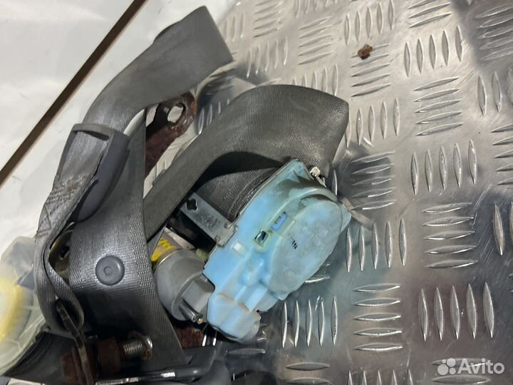 Ремни безопасности hyundai elantra XD