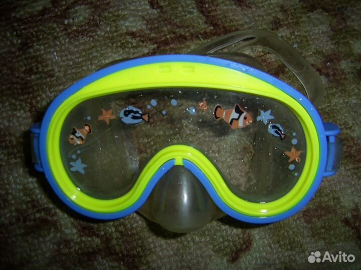 Маска подводные разные