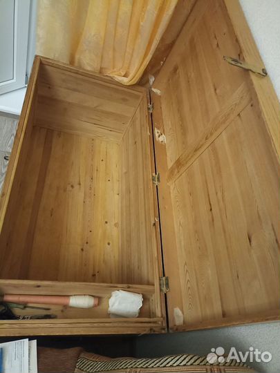 Сундук деревянный