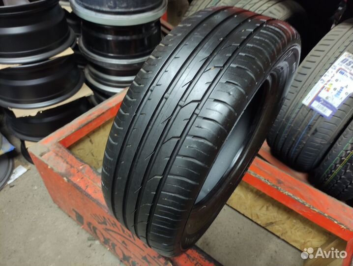 Continental ContiPremiumContact 2 215/60 R15