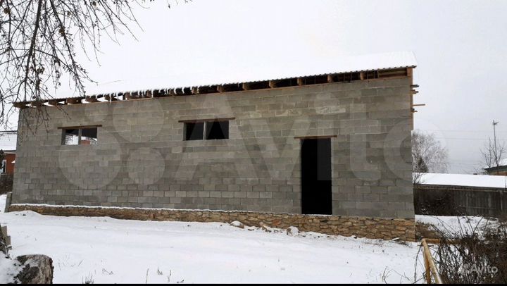 Гараж, > 30 м²