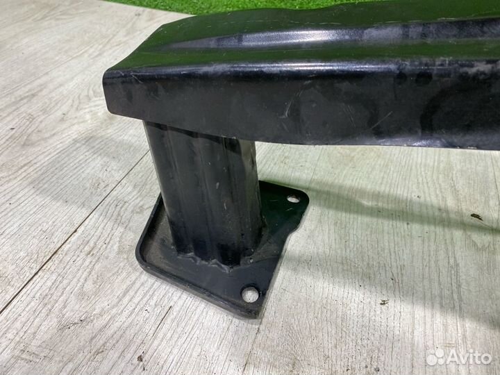 Жесткость / Усилитель Бампера задний Audi A1 8X1