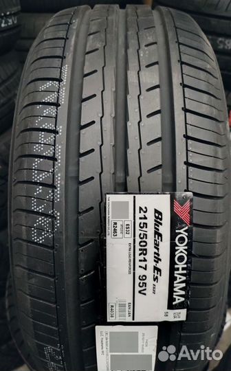 Yokohama BluEarth-ES ES32 215/50 R17 95V