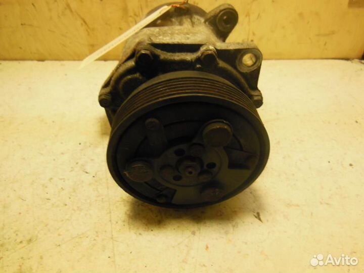 Компрессор системы кондиционирования Volkswagen Go