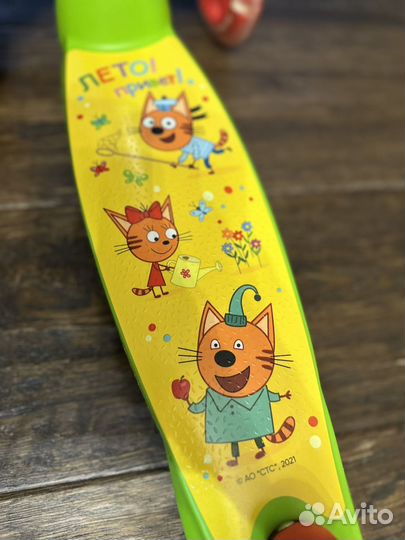 Самокат детский трехколесный