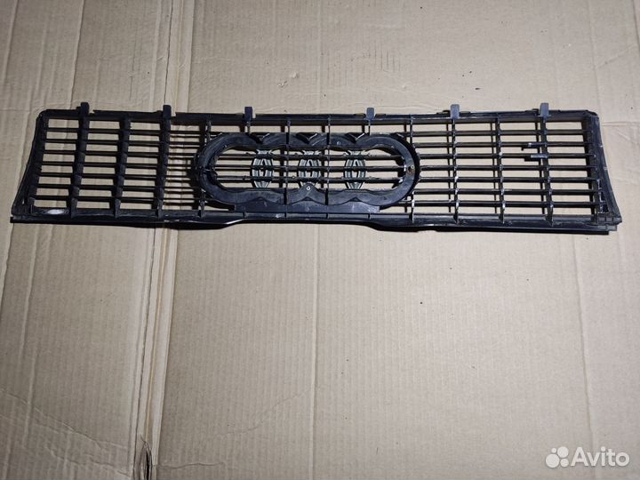 Решетка радиатора ауди 80 В3