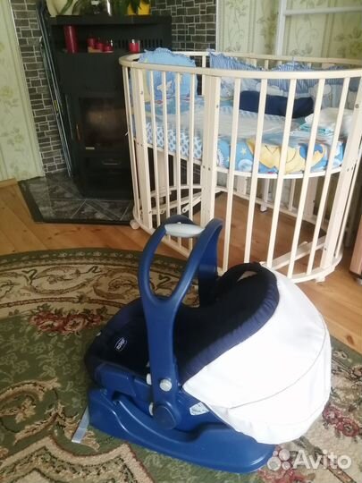 Авто люлька с удобной базой 0 - 13кг chicco