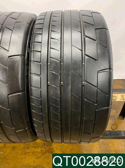 Bridgestone Potenza RE070R 255/40 R20 и 285/35 R20 103N