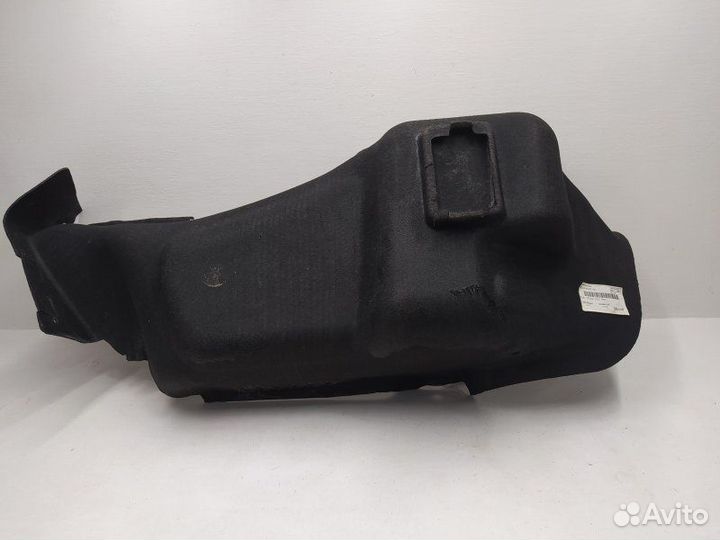 Б/У Б/У Обшивка салона Обшивка багажника правая