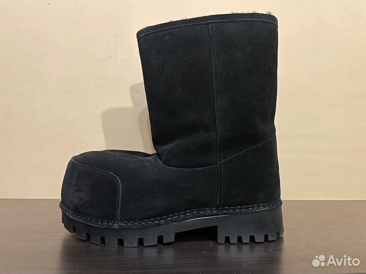 Ботинки Мунбуты Balenciaga Alaska Mid Черные