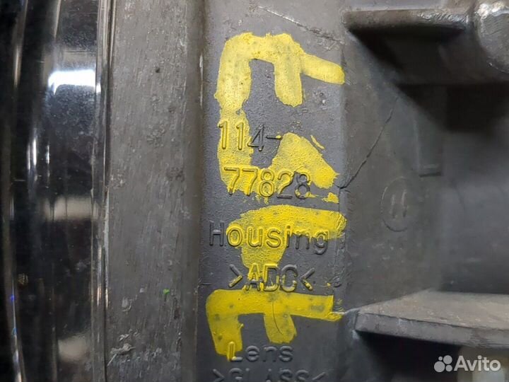 Фара противотуманная Toyota Highlander 1, 2004