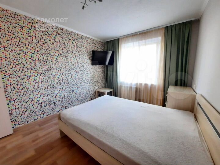 3-к. квартира, 73,4 м², 1/12 эт.