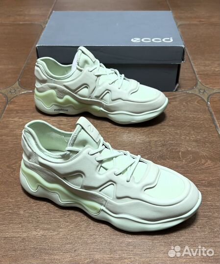 40 Кроссовки Ecco ELO W 810833/60141