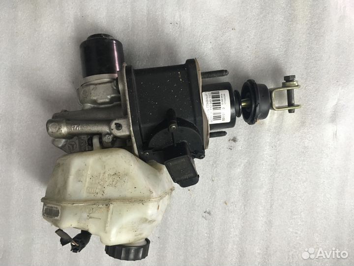 Главный тормозной цилиндр Mercedes W211