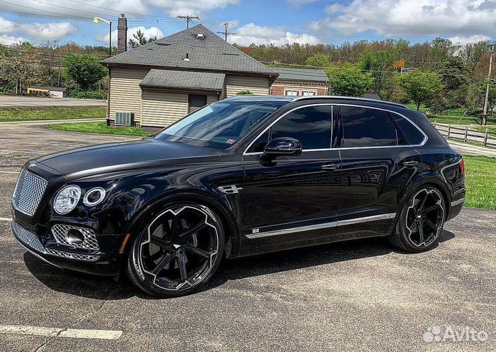 Диски Giovanna Dalar X R22 на Bentley Bentayga