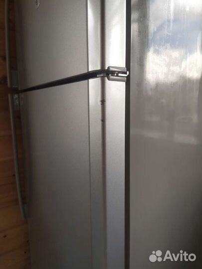 Холодильник вместительный в отличном состоянии