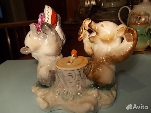 Фарфоровые статуэтки