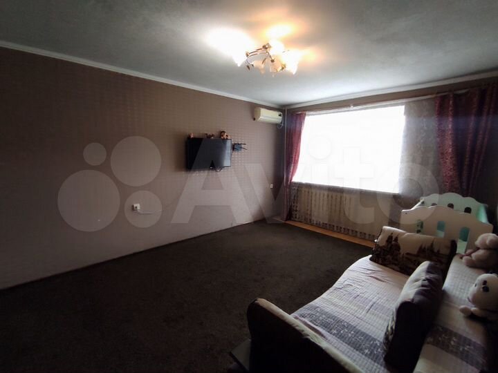 2-к. квартира, 62 м², 1/10 эт.