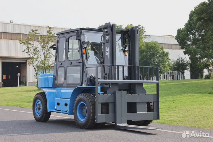 Вилочный погрузчик TRF D70-3X, 2023