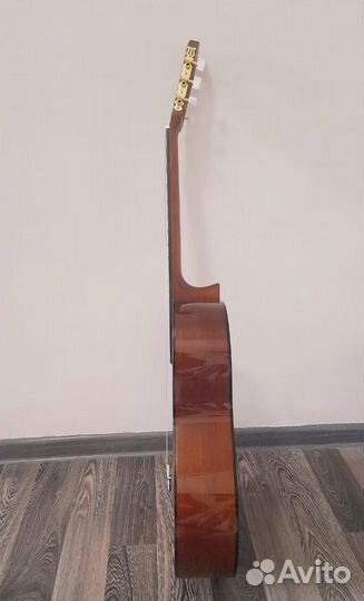 Продам гитару