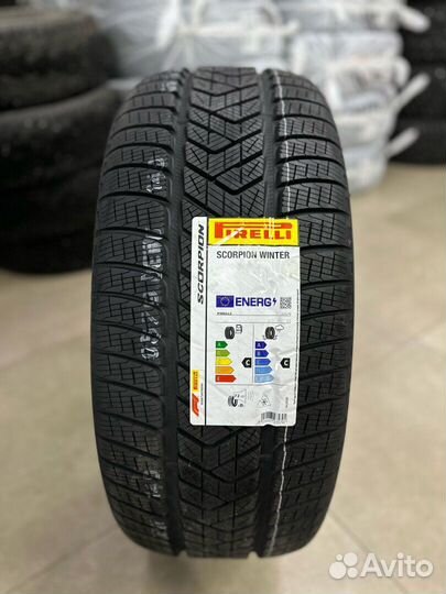 Pirelli Scorpion Winter 275/45 R21 107V