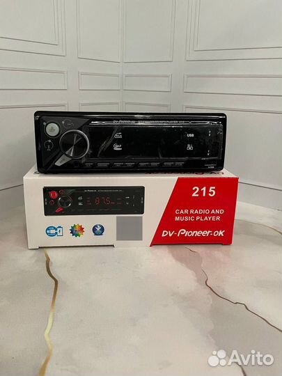 Новая автомагнитола Pioneer V215