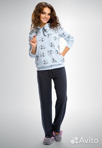 Костюм женский